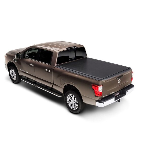 17-C TITAN 5.5FT BED W/ OR W/OUT TRACK SYSTEM LO PRO QT TONNEAU COVER